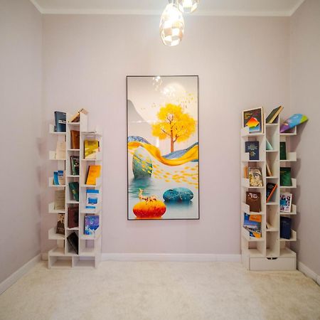 Eagle Town Serviced Apartment Уланбатар Екстериор снимка
