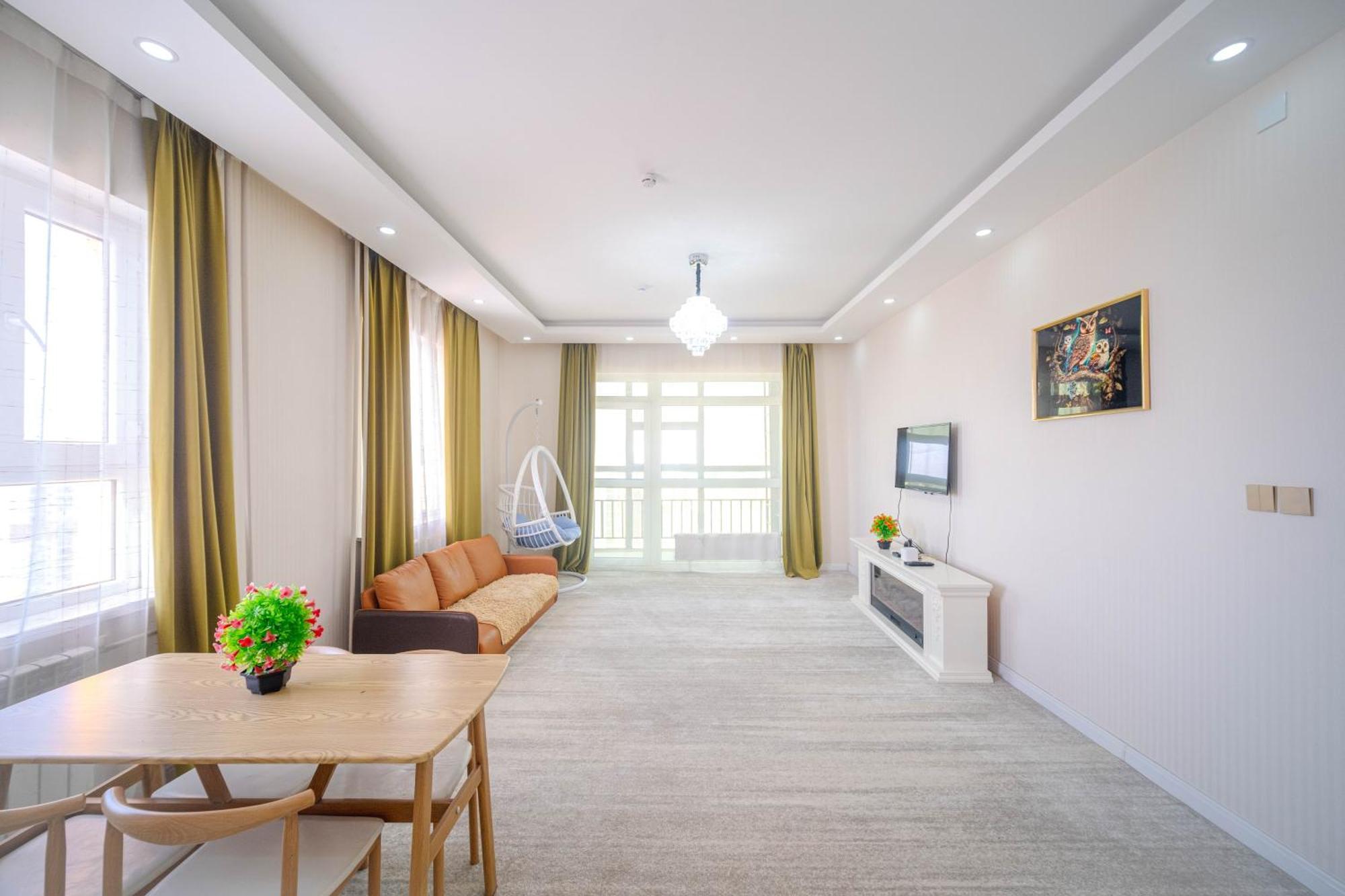 Eagle Town Serviced Apartment Уланбатар Екстериор снимка