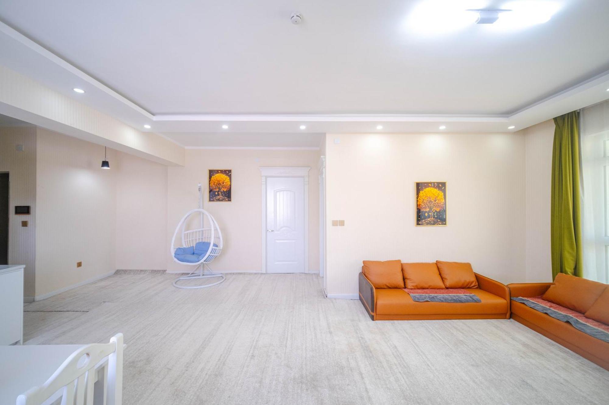 Eagle Town Serviced Apartment Уланбатар Екстериор снимка